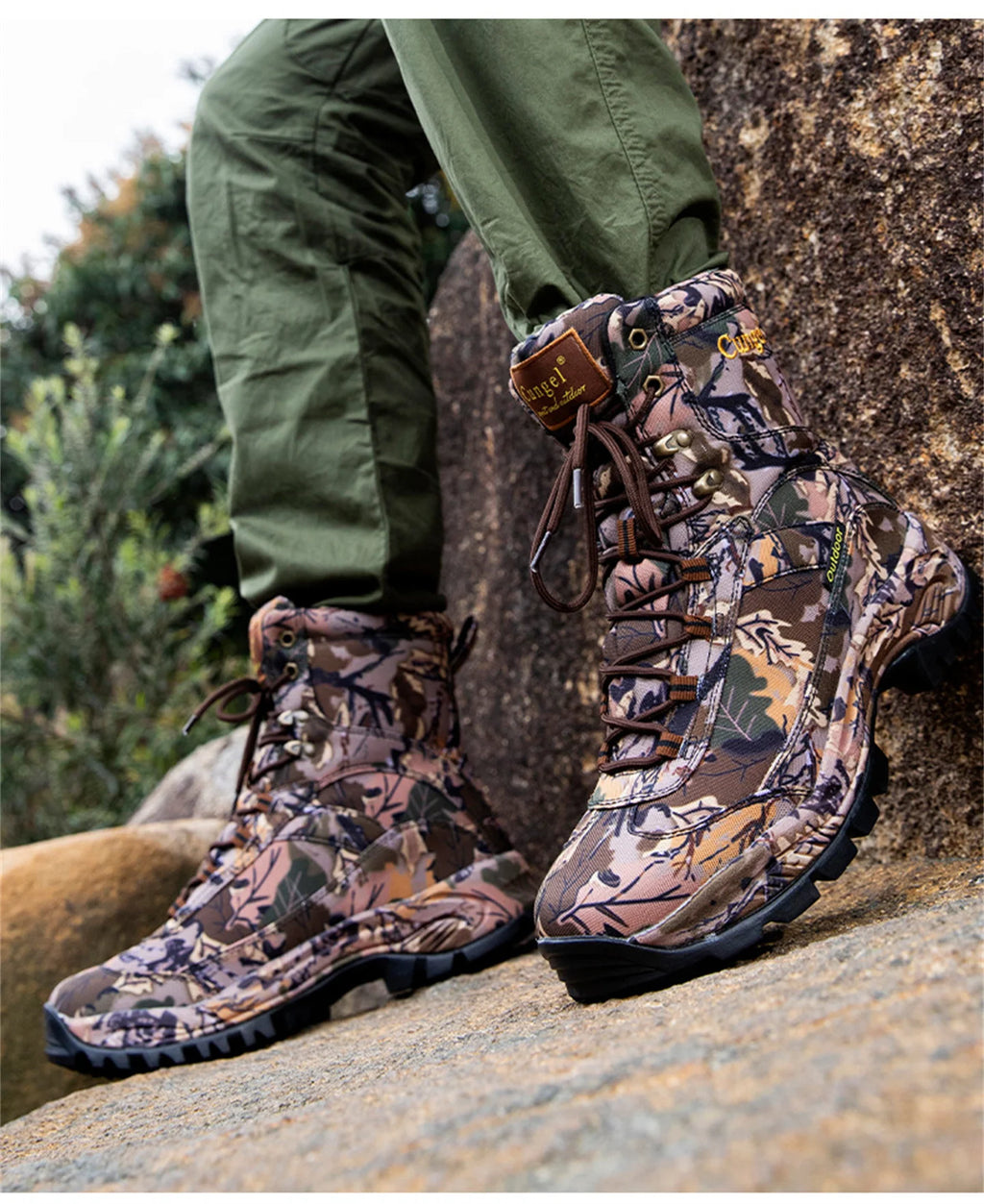 Men's High Top Camouflage Hunting Boots Breathable Tactical Shoes Outdoor Hiking Wear-Resistant Waterproof Mountaineering Boots
