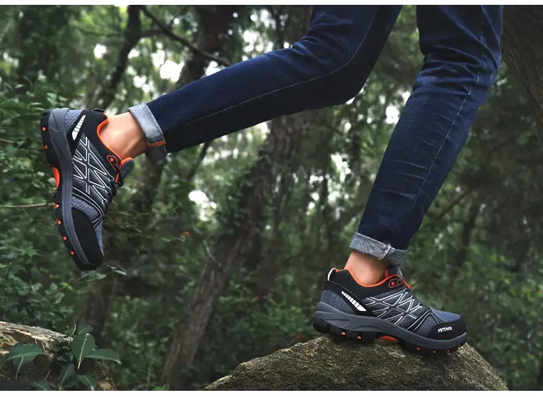 Men's Outdoor Hiking Boots Lightweight Running Shoes Anti Slip and Wear-resistant Rubber Soles Mesh Breathable Sports Shoes 2025