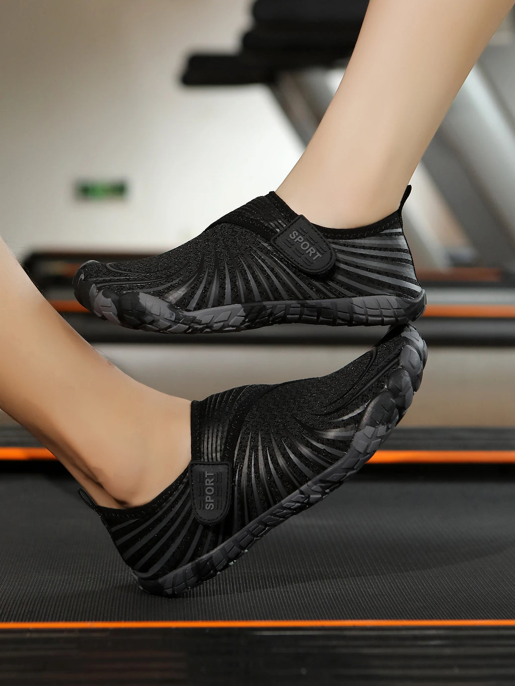 Water Shoes for Men Women Barefoot Quick-Dry Aqua Sock Outdoor Athletic Sport Shoes for Kayaking Boating Hiking Surfing Walking