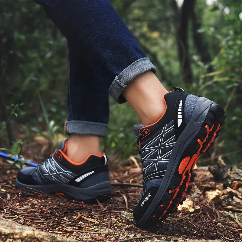 Men's Outdoor Hiking Boots Lightweight Running Shoes Anti Slip and Wear-resistant Rubber Soles Mesh Breathable Sports Shoes 2025