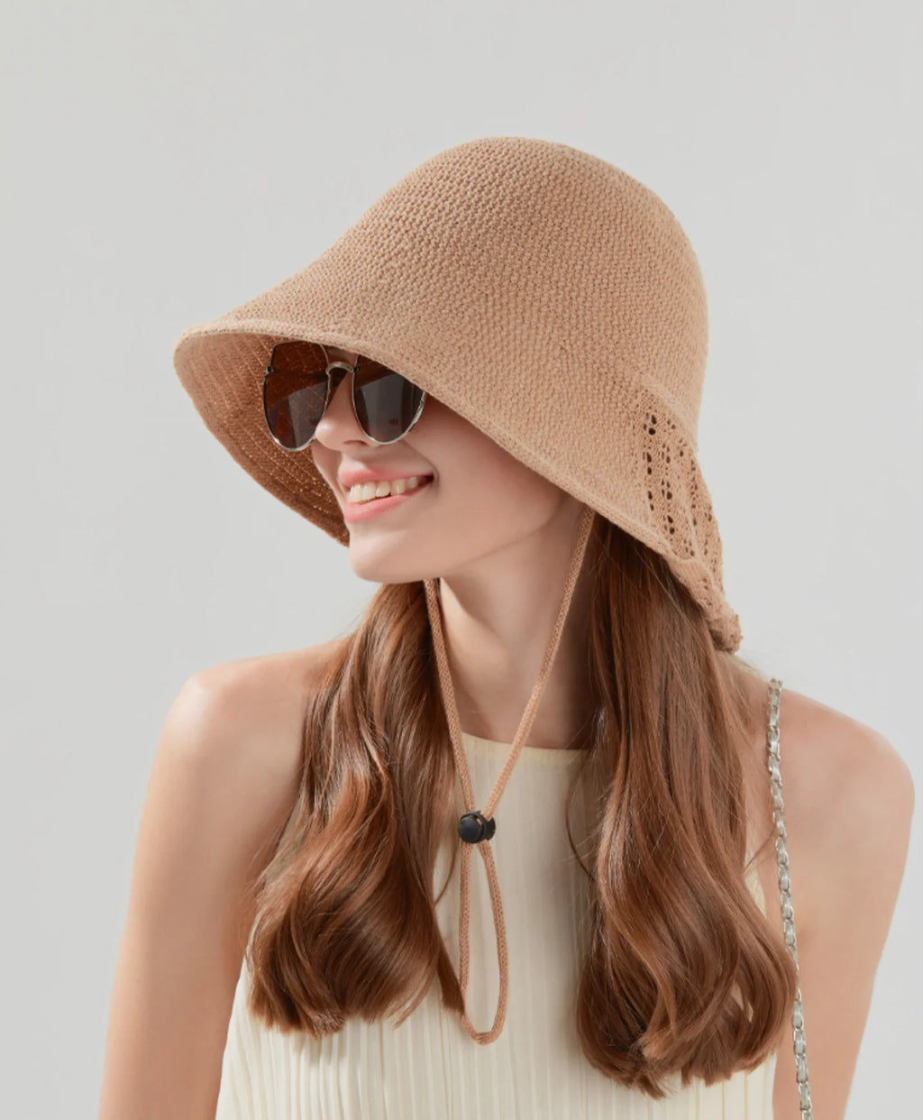 Hand-Woven Hollow-Out Fisherman's Hat with Button Design - Breathable and Comfortable - Sun Protection Hat for Daily Commuting and Beach Vacations - Holiday Gift