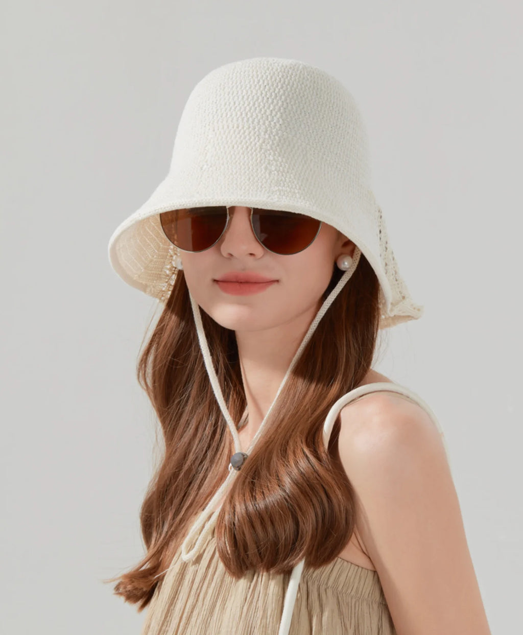 Hand-Woven Hollow-Out Fisherman's Hat with Button Design - Breathable and Comfortable - Sun Protection Hat for Daily Commuting and Beach Vacations - Holiday Gift
